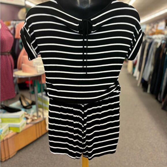 Zenana Ladies Small Black White Striped Romper - Picture 4 of 8